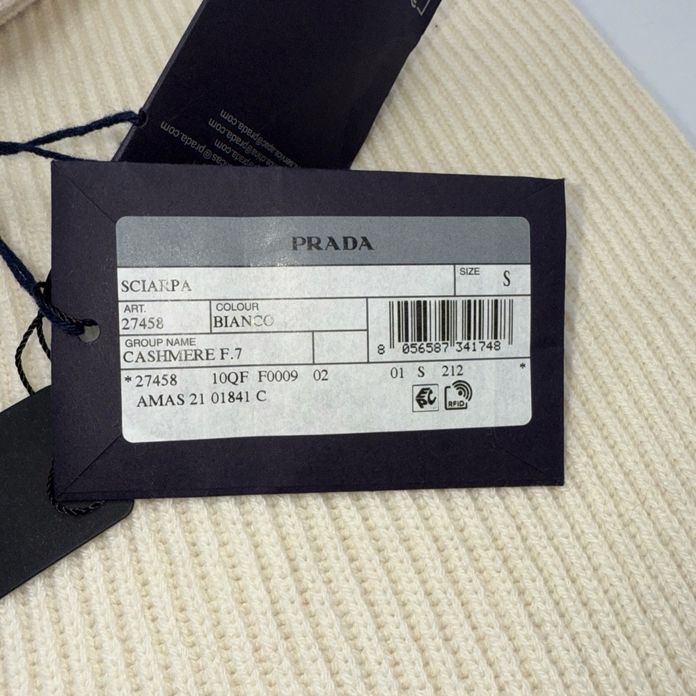 NWT NWT PRADA Cashmere Logo Scarf  PRADA Cashmere Logo Scarf - Picture 4 of 7